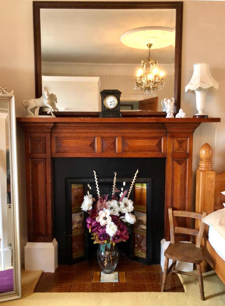 Bed and Breakfast Orsay House Portnahaven Esterno foto