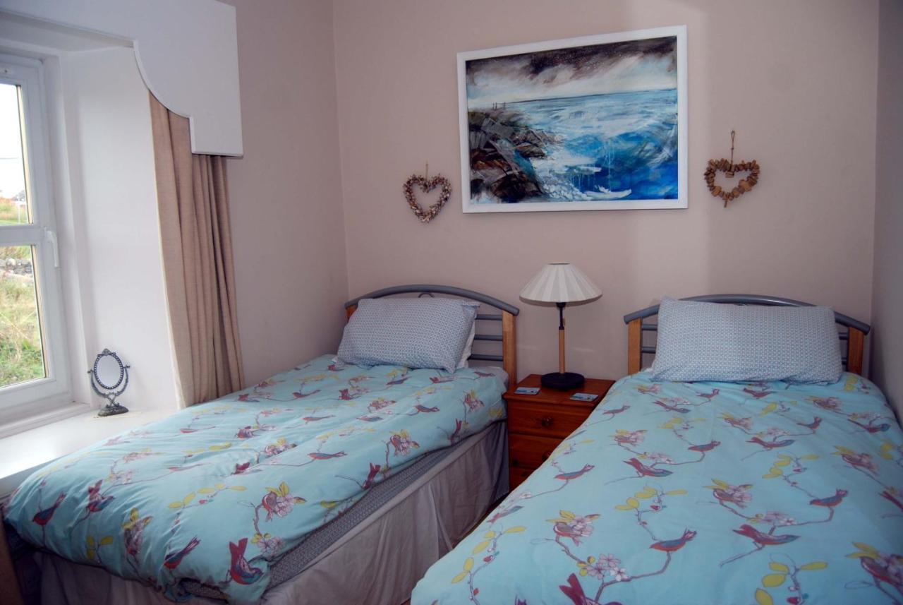 Bed and Breakfast Orsay House Portnahaven Esterno foto